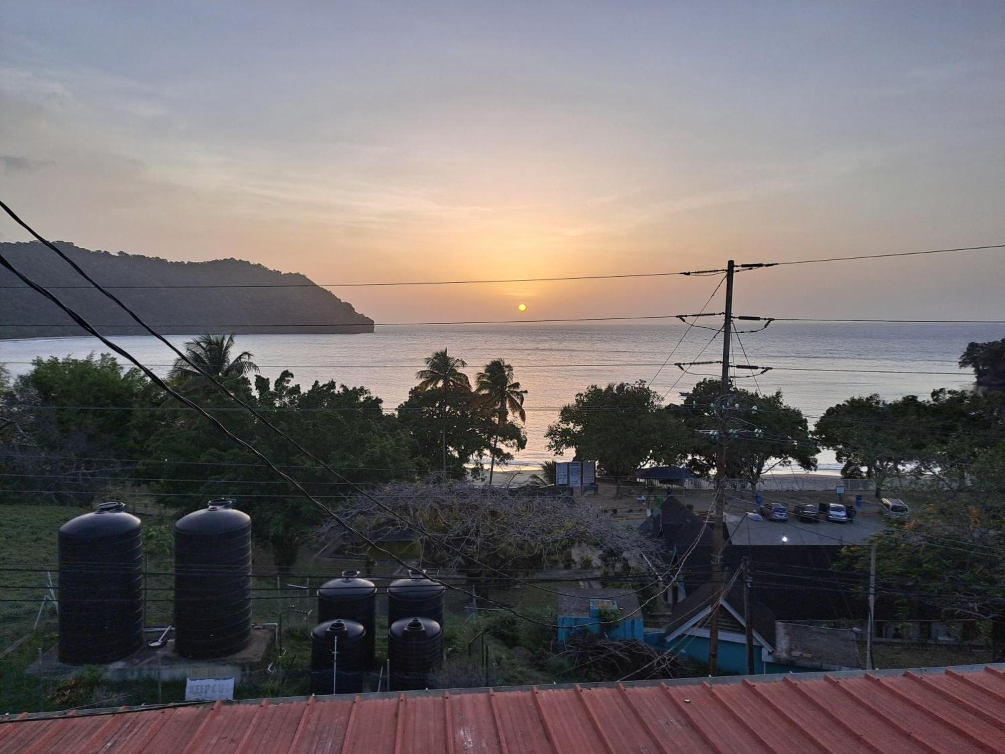 Las Cuevas Beach Lodge Eksteriør bilde