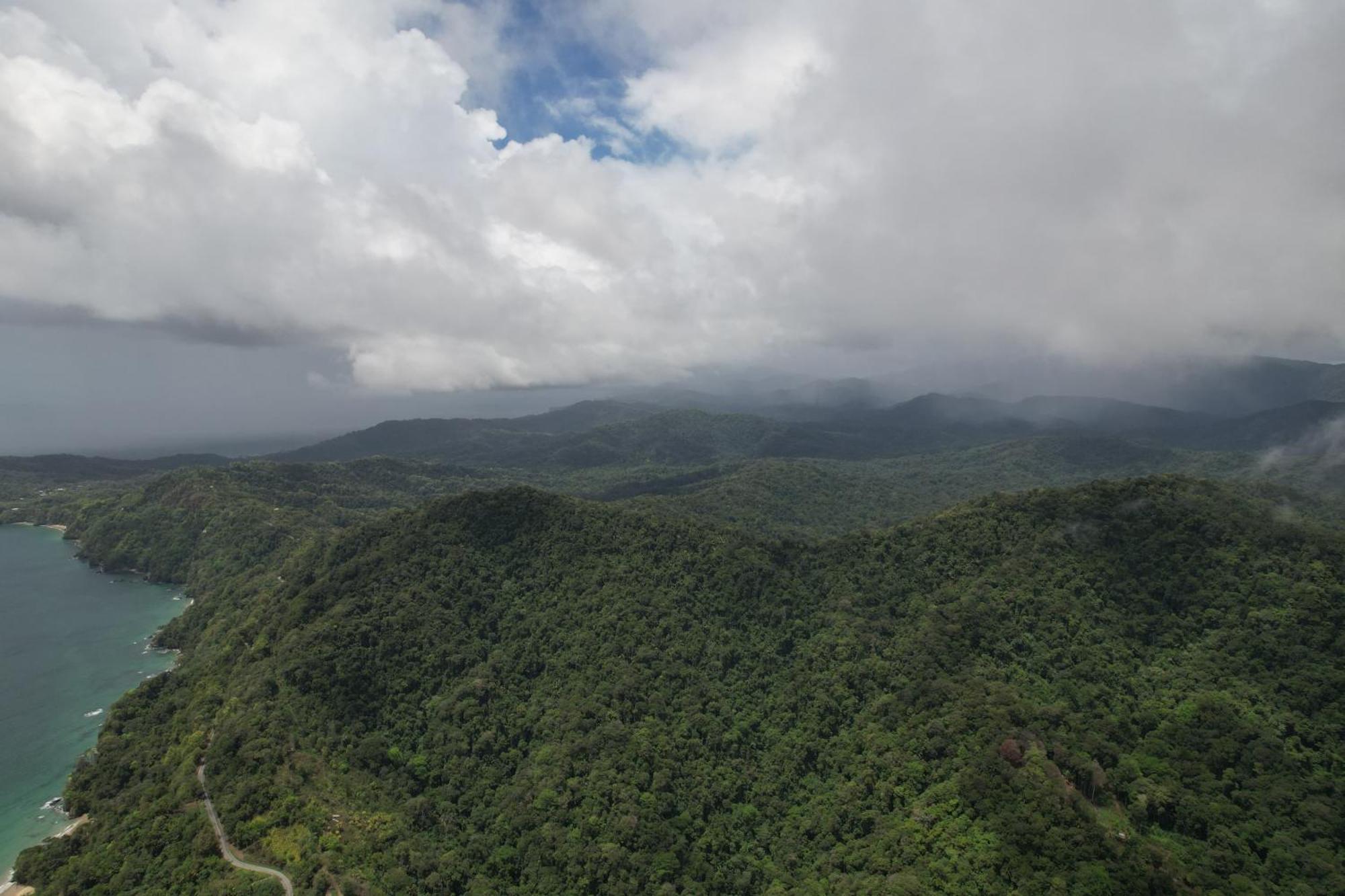Las Cuevas Beach Lodge Eksteriør bilde