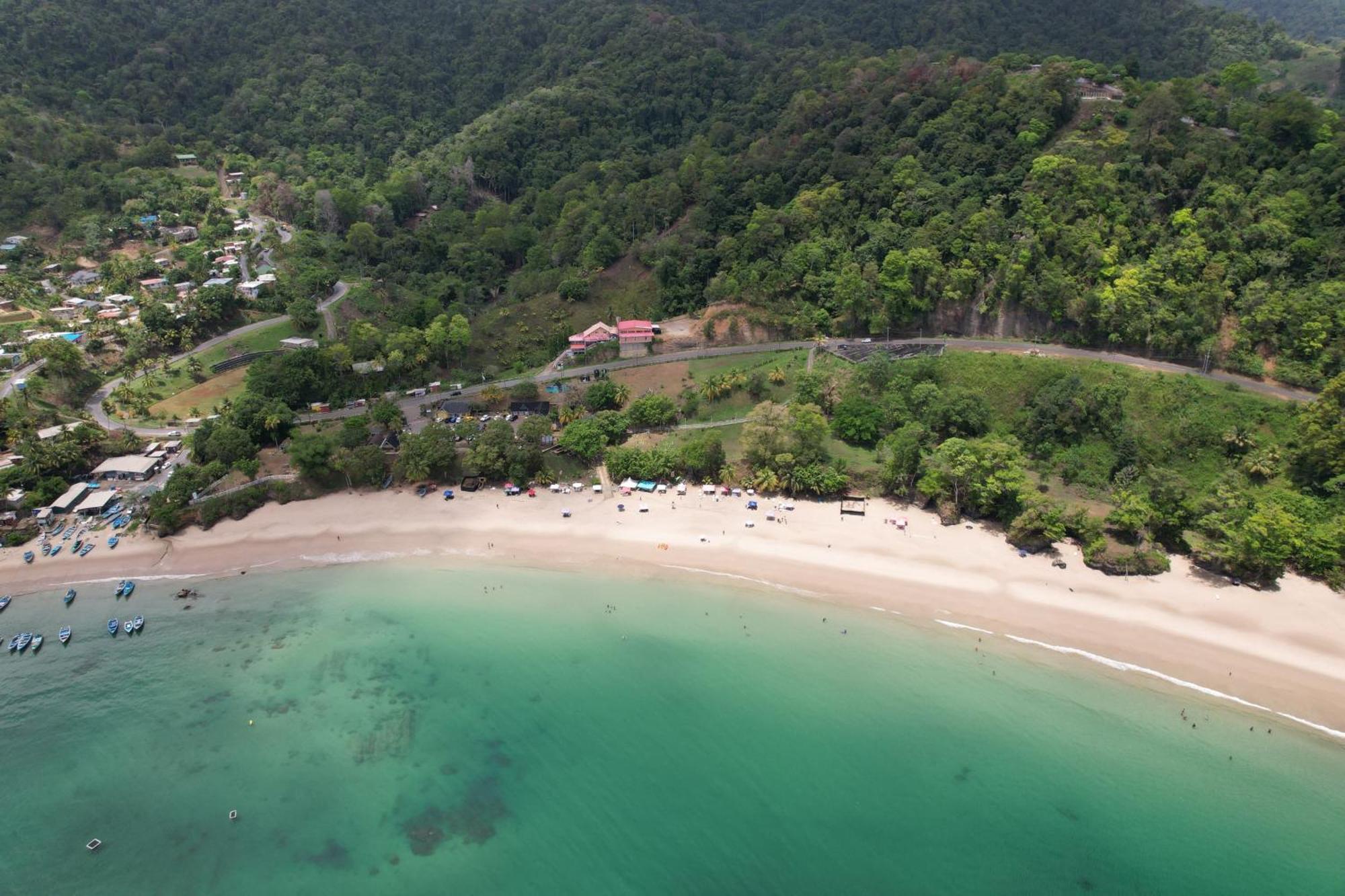 Las Cuevas Beach Lodge Eksteriør bilde
