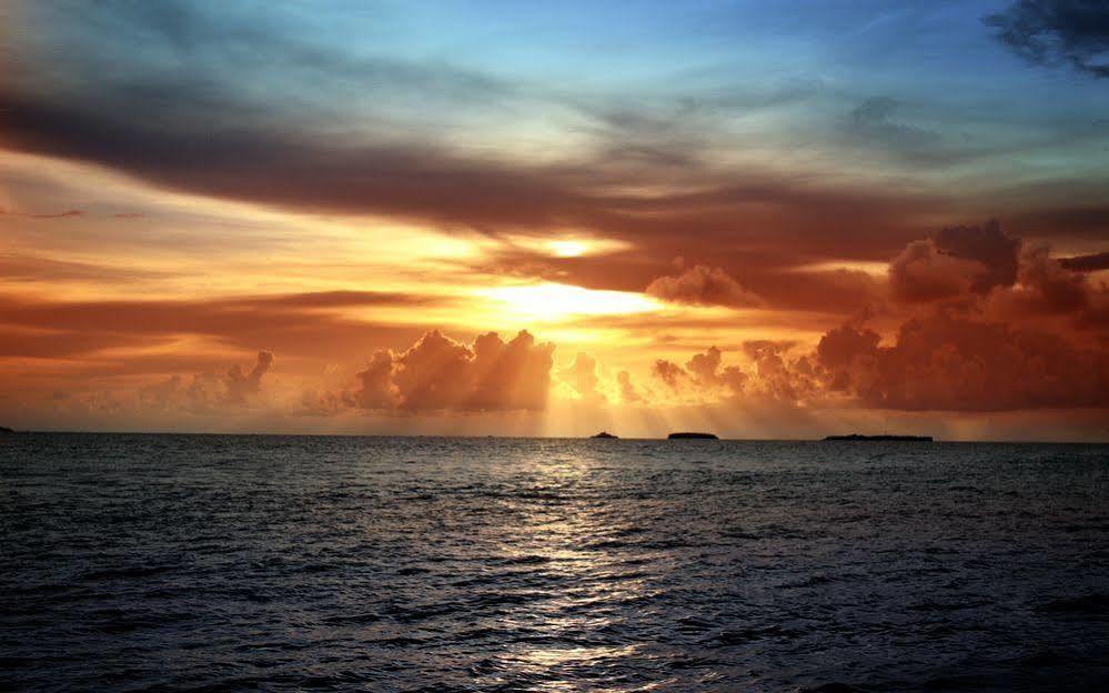 Las Cuevas Beach Lodge Eksteriør bilde